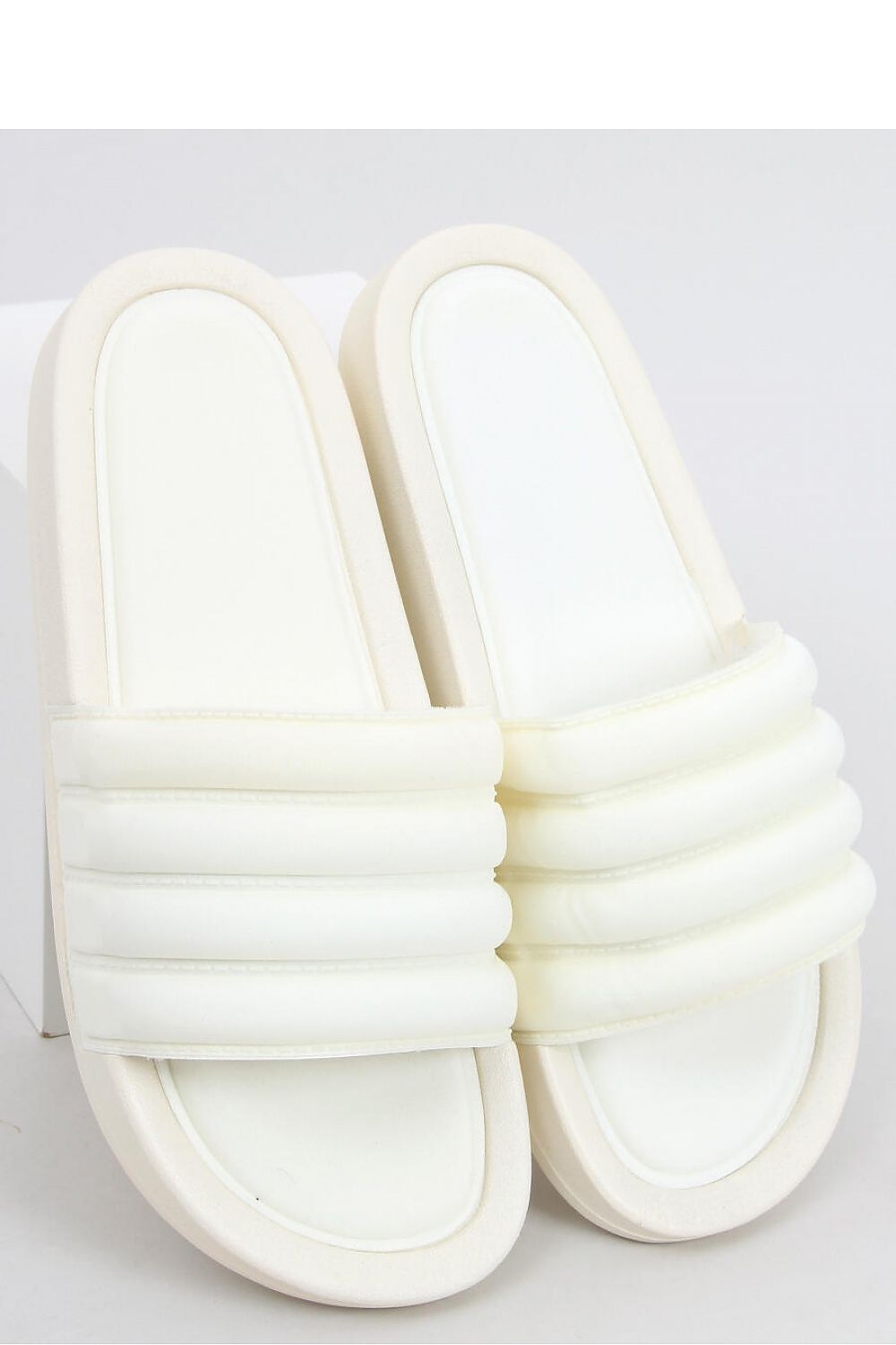 Flip-flops model 163586 Inello - Lojahub